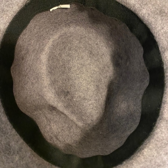 Zara Grey Fall Hat - Picture 4 of 6